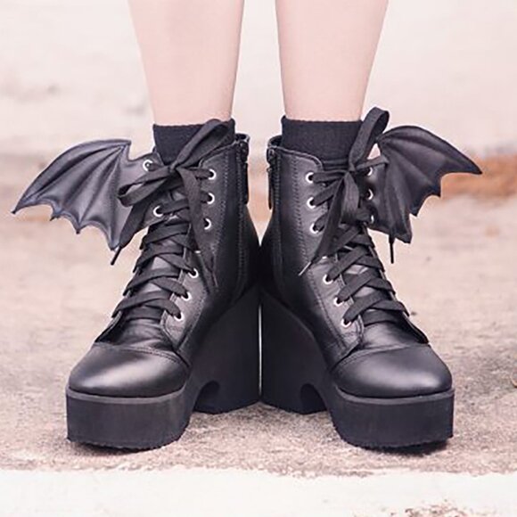 Iron Fist Bat Wing Platform Ankle Boot US 9 EU 40 NIB Halloween Goth - Picture 1 of 15